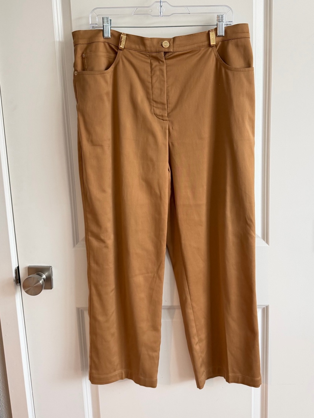 St. John Sport Women’s Pants size 15 Tan